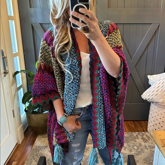 New Bohemian Loom Moroccan Knit Tasseled Handmade Poncho Cardigan Sweater - Picture 3 of 10
